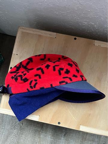 duck bill fleece hat