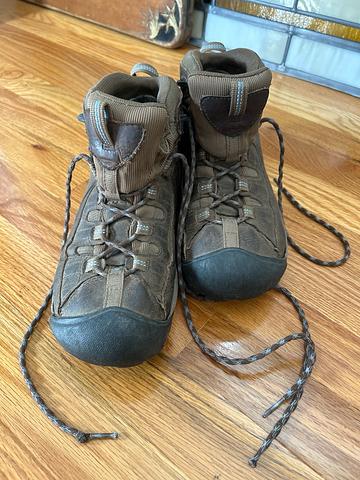 Hiking - KEEN