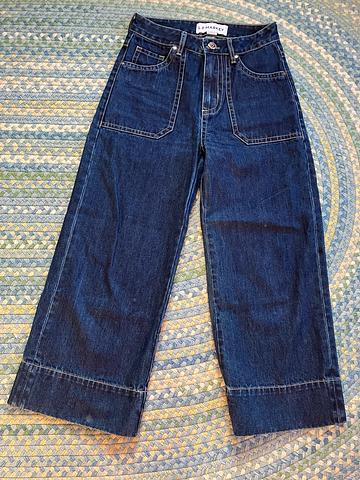 Wide-leg Jeans