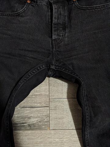 Momo Jeans