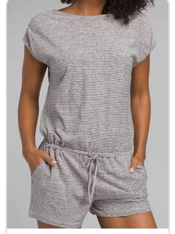 Short jumpsuit romper
