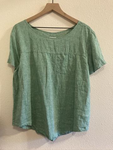 POMP green linen top