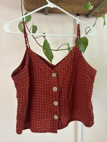 checkered cropped tank