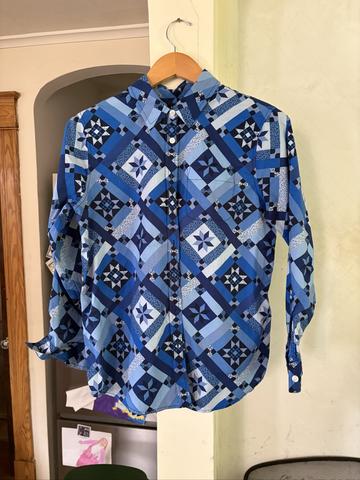 Quilt block button down