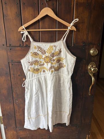 Handmade artisan made embroidered cotton dress from Mexico size M