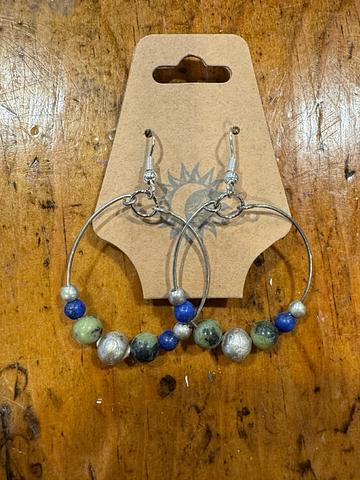 Hoop earrings with beads