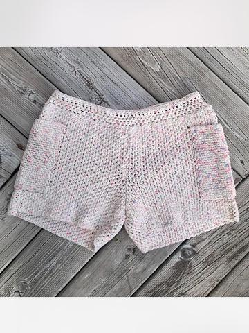 crochet shorts with elastic waist