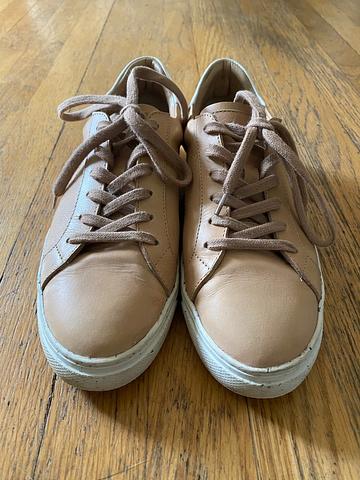Nina sneaker