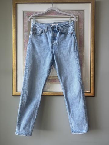Levi’s wedgie jeans