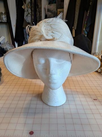 1960's white wool sun hat with feathers