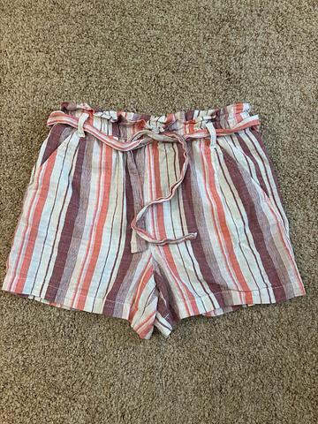 Linen/cotton striped shorts