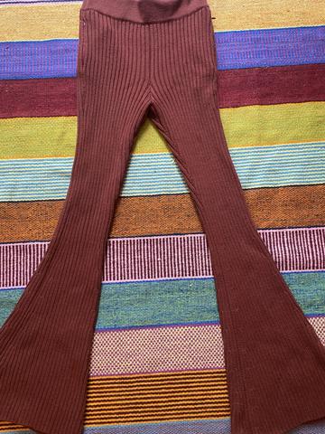 Line bell pants