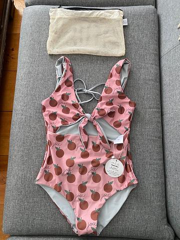 Reversible swim suit