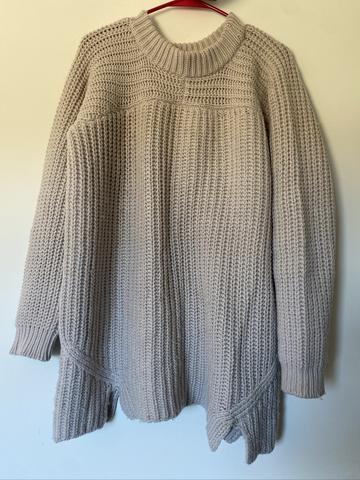 Sweater oversized