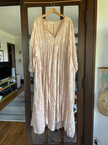 Kyra maxi dress