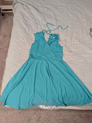 Circle skirt v-neck dress
