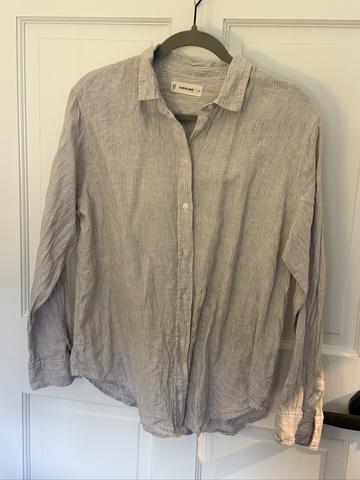 Light striped linen button up