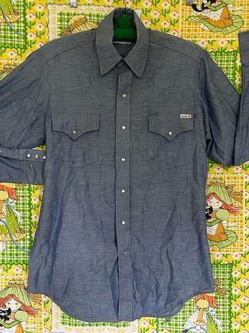 Western chambray yoked shirt