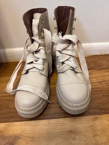 Can Can Boots
