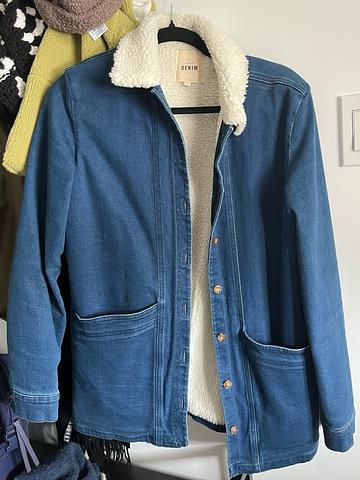 Will jacket with faux sheepskin collar