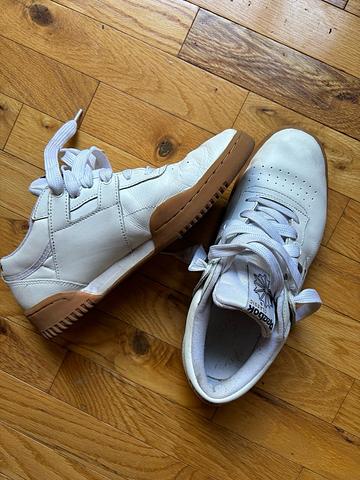 Classic sneakers - white leather, gum sole
