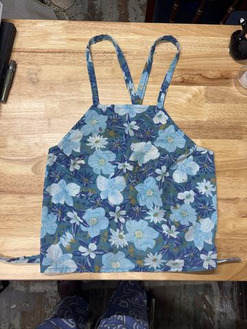 Self-drafted adjustable tie-top