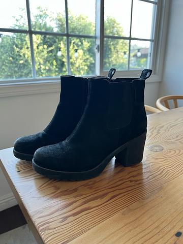 Chelsea Boots