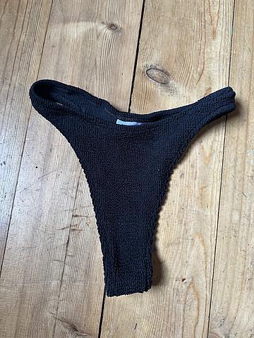 Cheeky bottom