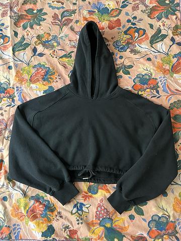 Cropped hoodie