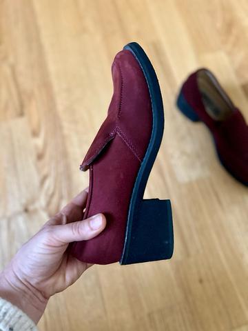 Burgundy Loafer Suède