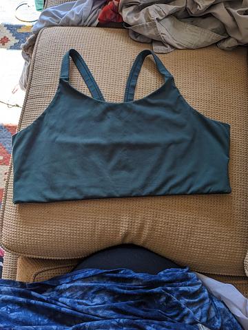 Sports bra