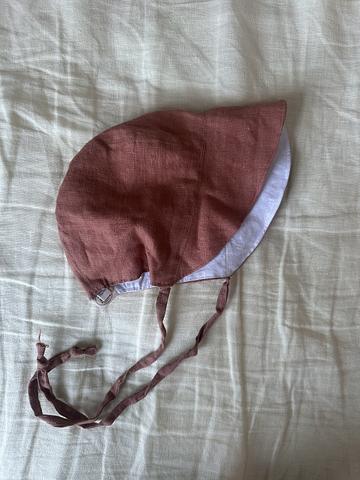 Pink linen bonnet