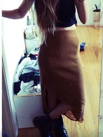 Knit asymmetrical skirt