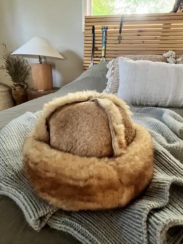 Shearling toque