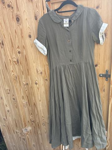 Classic dress