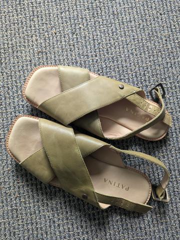 Criss cross leather sandals