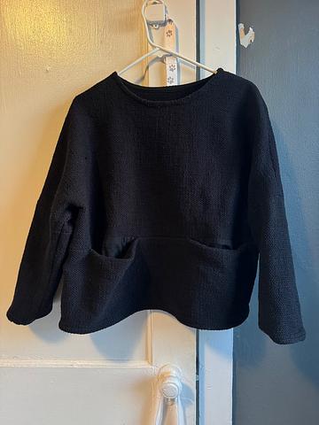 Pocket box sweater