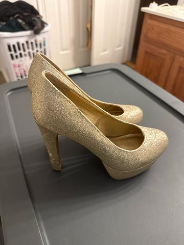 Gold Sparkly High Heels