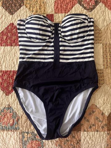 Vintage style one piece bathing suit