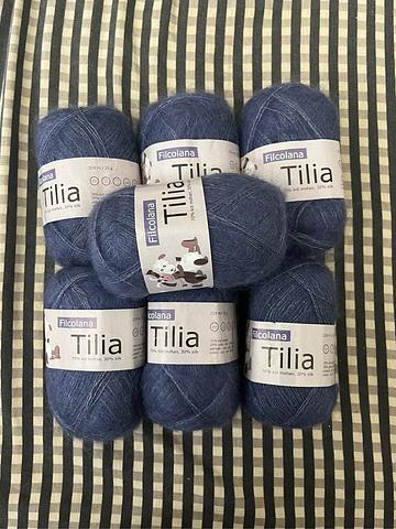 7 balls of Filcolana Tilia