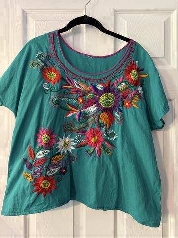 Embroidered short sleeved top