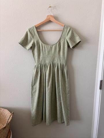 Linen Scoop Neck Midi Dress