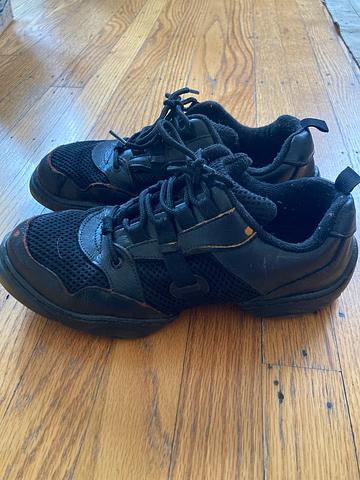 Dance sneakers