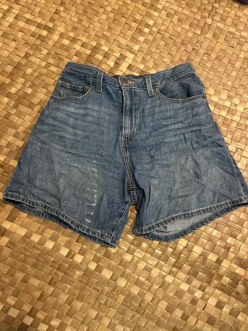 High baggy shorts