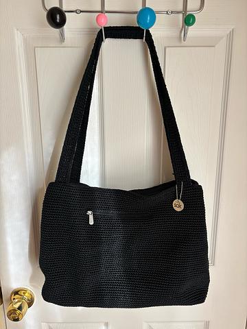 Black knit bag