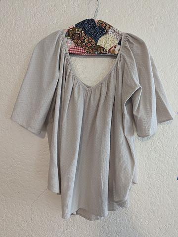 Peasant Top