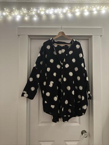 Woven dot shirt