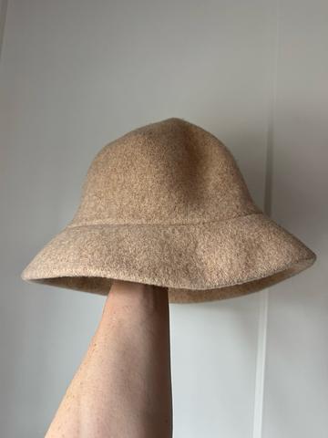 Wool bucket hat