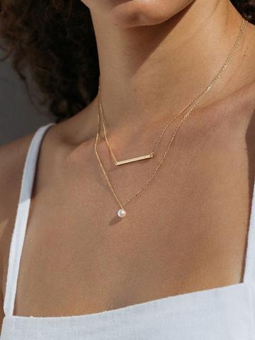 Simple Pearl Necklace