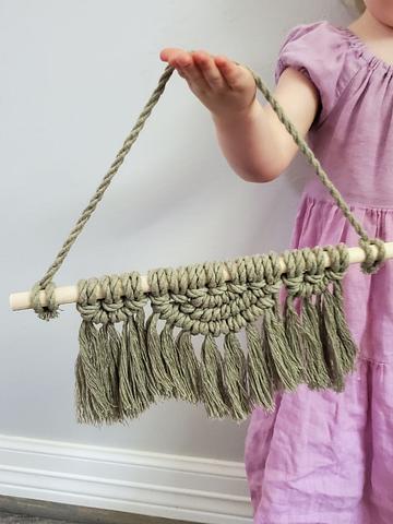 Macrame wall hanging
